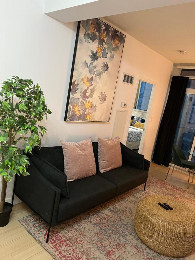 Stunning Condo Wit Amazing View 5Mins From Cntower Toronto Eksteriør bilde